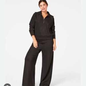 spanx air essentials very black gunmetal quarter zip small and new